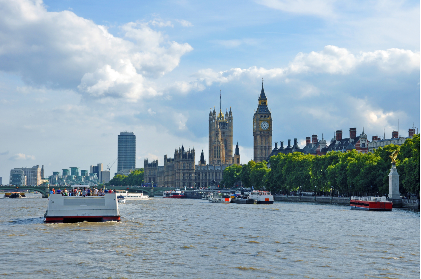 Thames River Tour